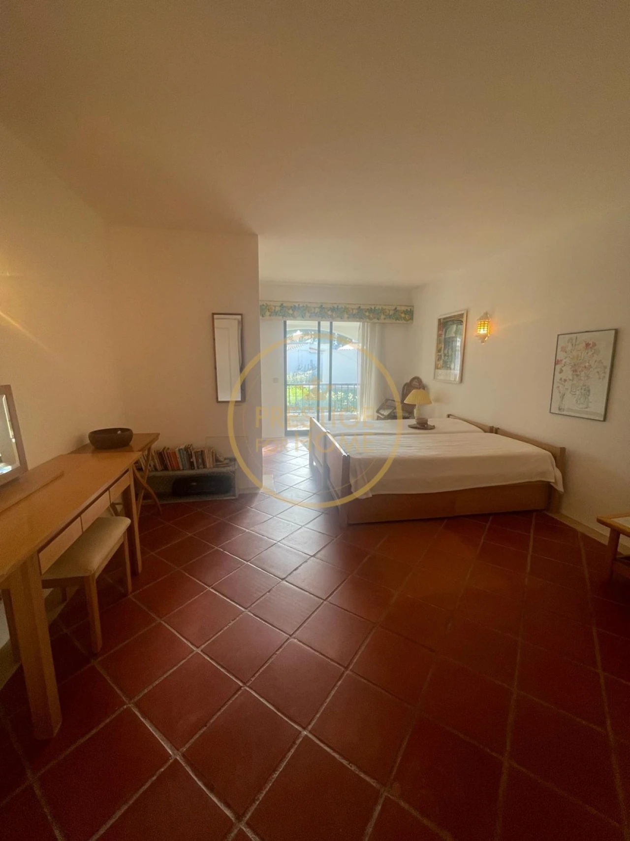 Apartamento T2 para Venda em Albufeira e Olhos de Água Foto 2