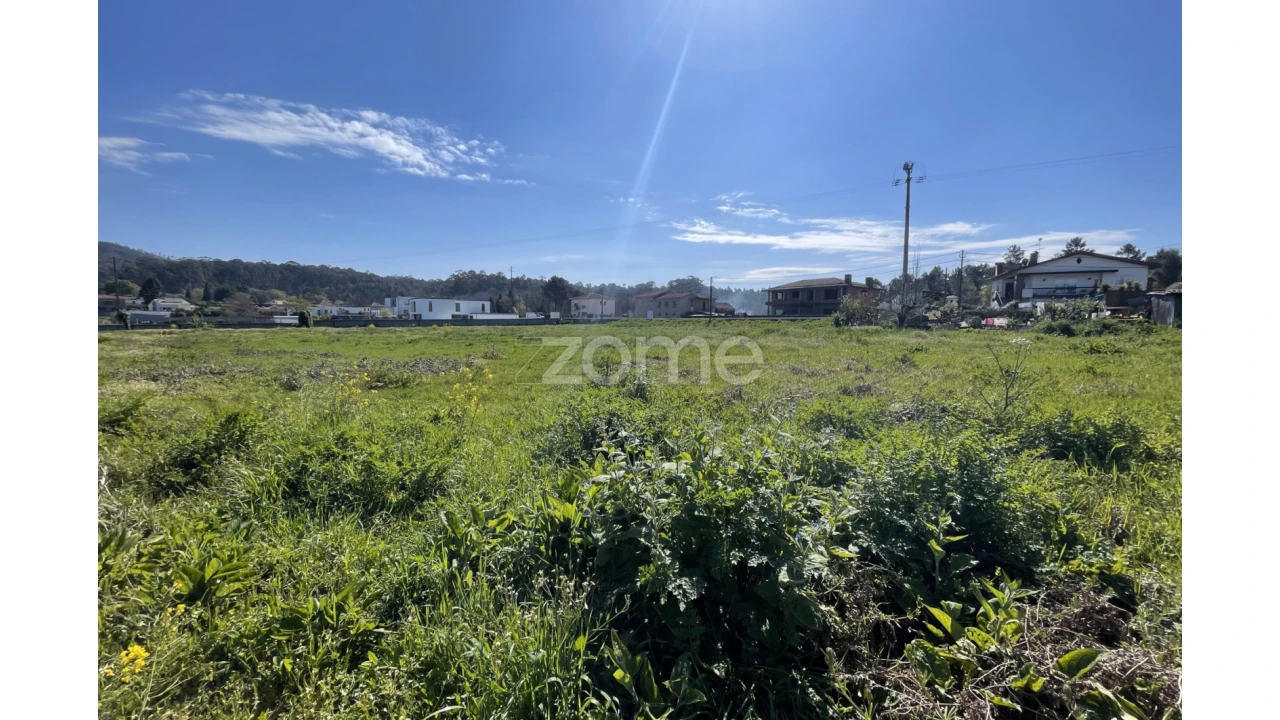 Terreno para Venda em Milheiros de Poiares Foto 13