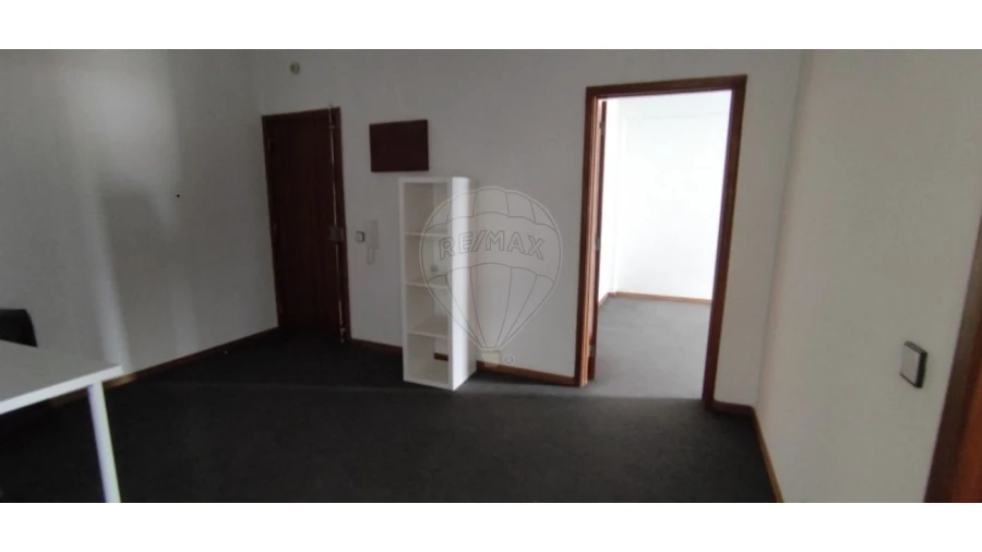 Escritório para Arrendamento em Sé Nova, Santa Cruz, Almedina e São Bartolomeu Foto 10