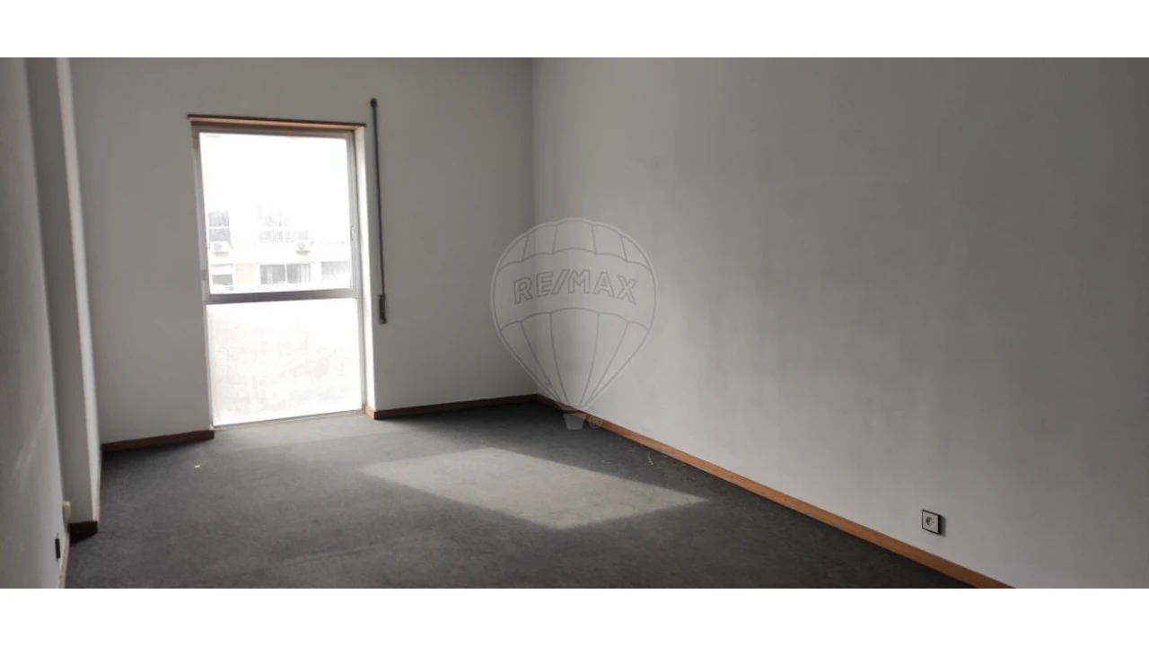 Escritório para Arrendamento em Sé Nova, Santa Cruz, Almedina e São Bartolomeu Foto 21