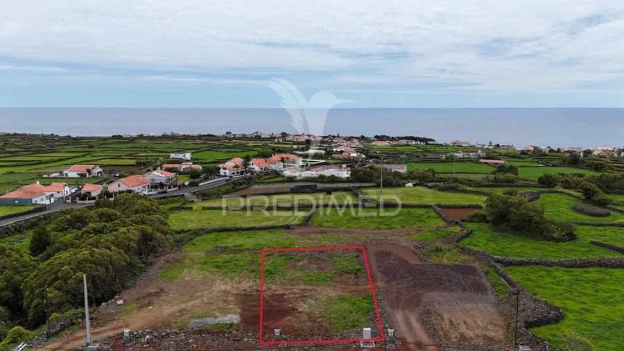 Terreno para Venda em São Bartolomeu de Regatos Foto 3
