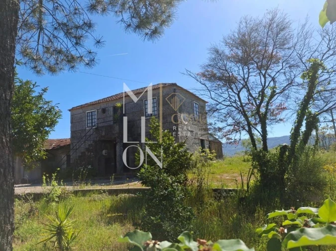 Moradia T4 para Venda em Sande e São Lourenço Foto 2