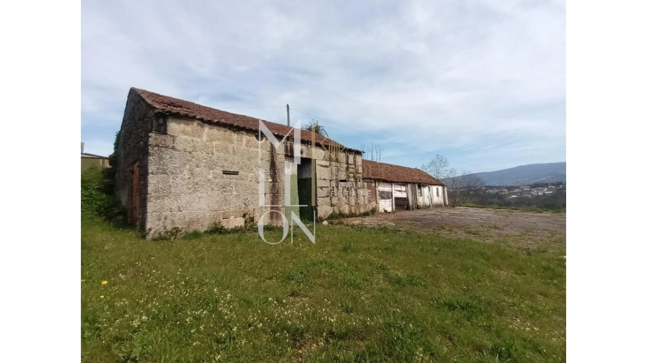 Moradia T1 para Venda em Sande e São Lourenço Foto 2