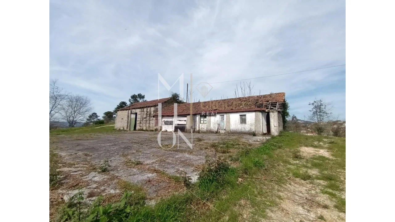 Moradia T1 para Venda em Sande e São Lourenço Foto 3