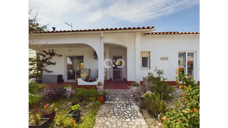 Moradia T2 para Venda em Aljezur Foto 2