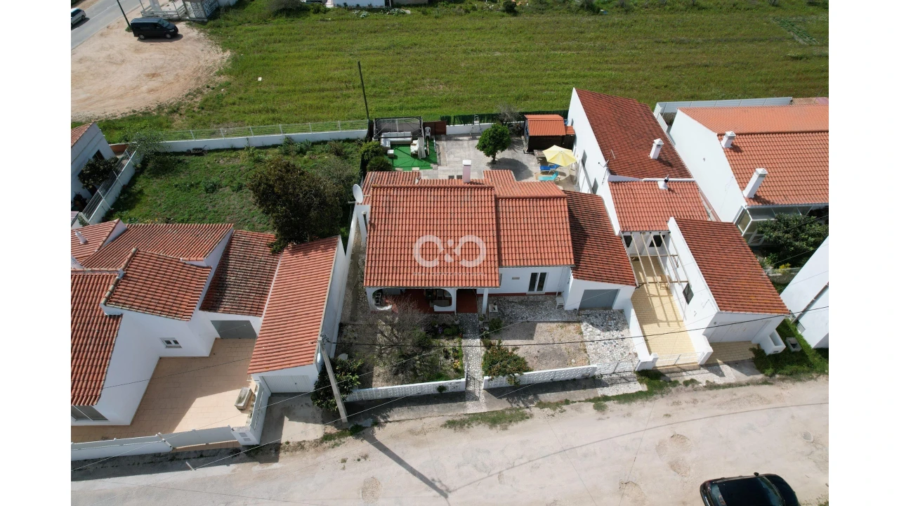 Moradia T2 para Venda em Aljezur Foto 1