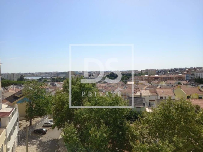 Apartamento T2 para Venda em Amora Foto 6