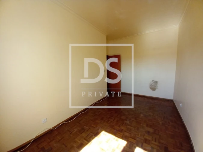 Apartamento T2 para Venda em Amora Foto 8