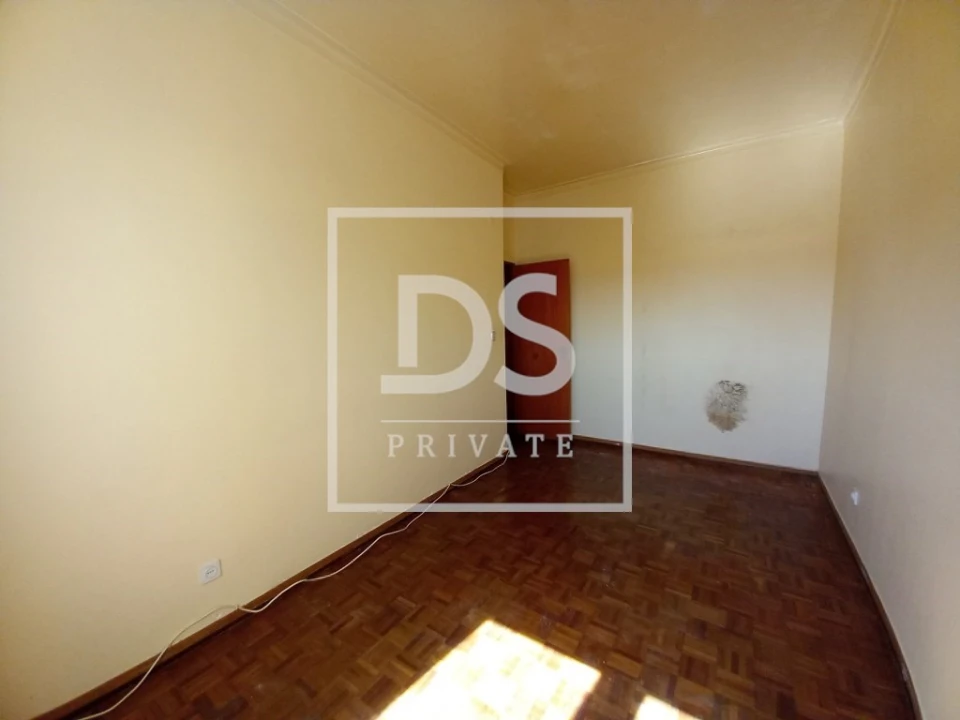 Apartamento T2 para Venda em Amora Foto 8