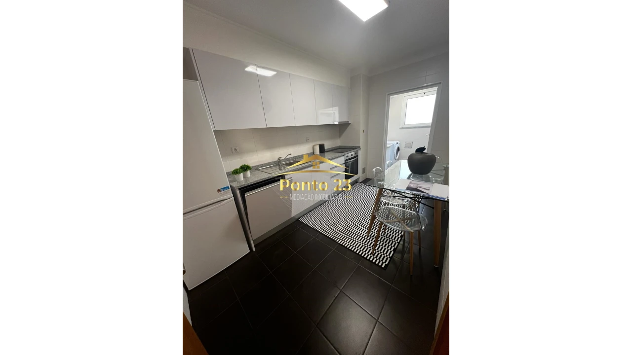 Apartamento T2 para Venda em Caniço Foto 14