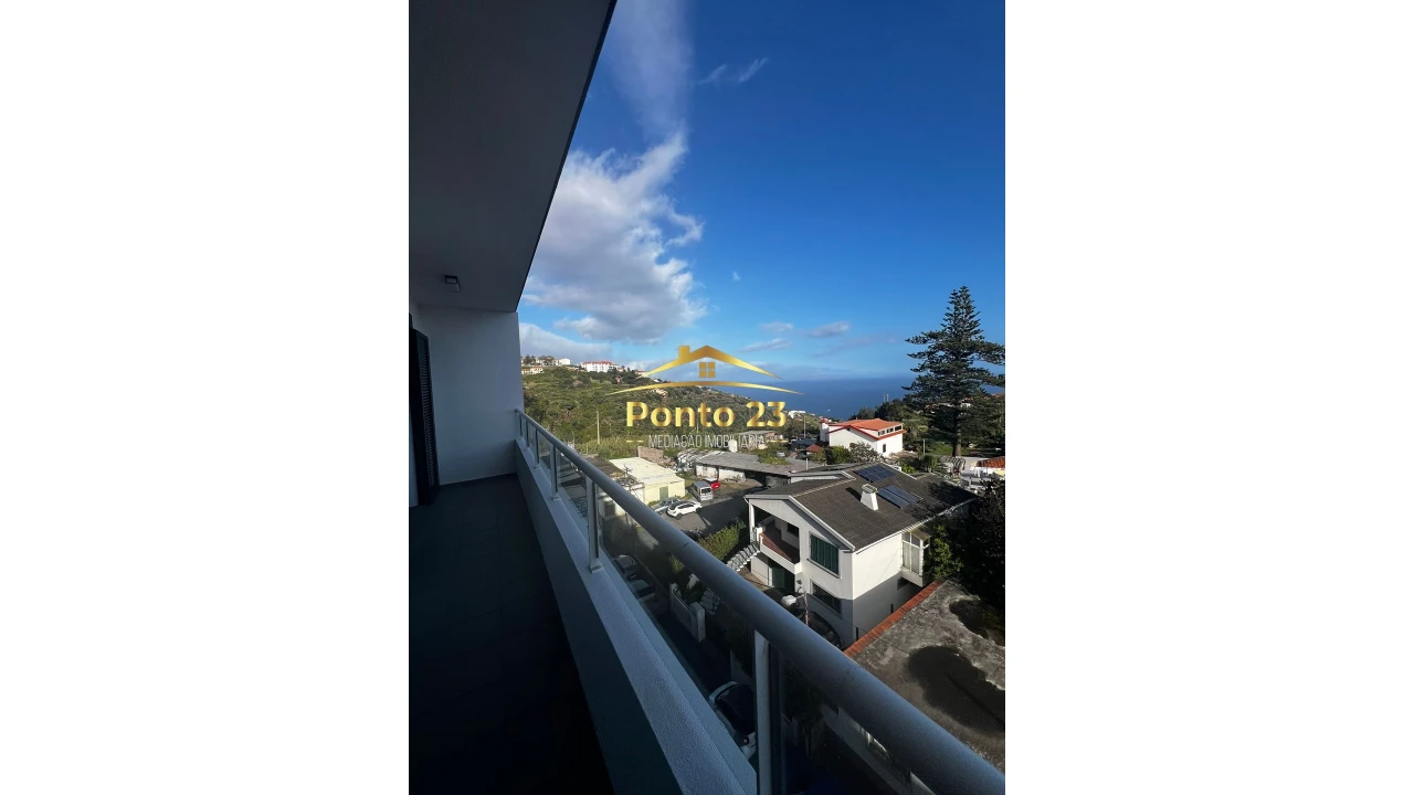 Apartamento T2 para Venda em Caniço Foto 16