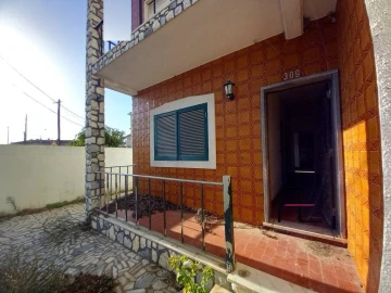 Moradia T3 para Venda em São Francisco