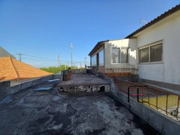 Moradia T2 para Venda em São Francisco