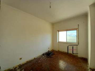 Moradia T2 para Venda em São Francisco