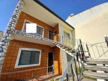 Moradia T2 para Venda em São Francisco