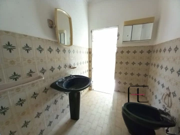 Moradia T2 para Venda em São Francisco