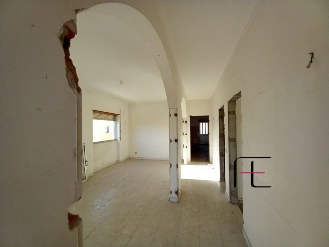 Moradia T2 para Venda em São Francisco Foto 3