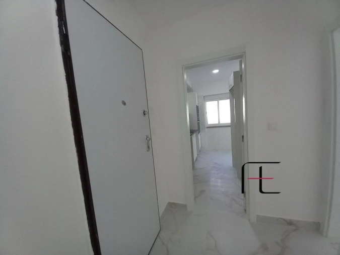 Apartamento T2 para Venda em Amora Foto 4