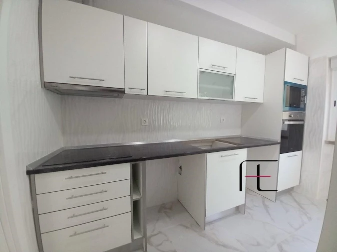 Apartamento T2 para Venda em Amora Foto 6