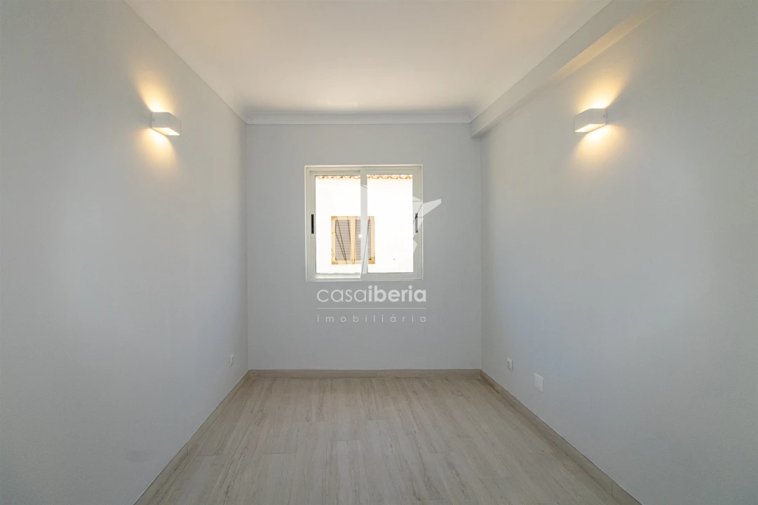 Moradia T3 para Venda em Luz Foto 15