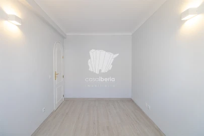 Moradia T3 para Venda em Luz
