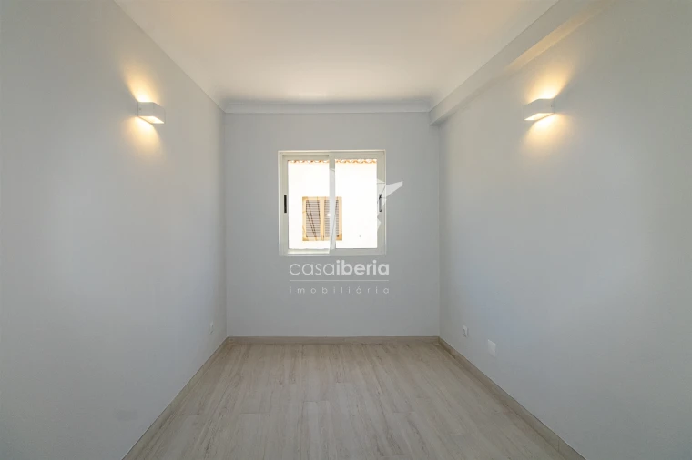 Moradia T3 para Venda em Luz Foto 15