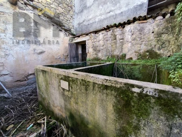 Moradia T3 para Venda em Póvoa de Rio de Moinhos e Cafede