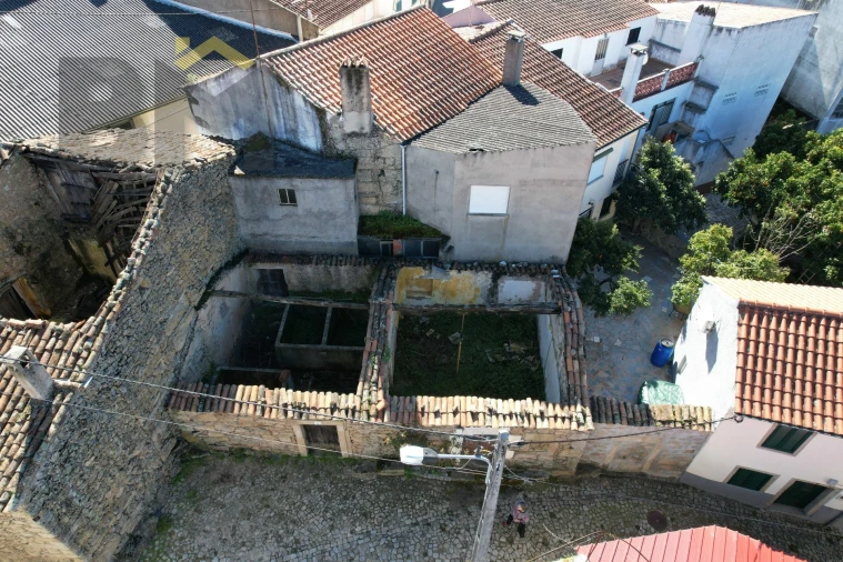 Moradia T3 para Venda em Póvoa de Rio de Moinhos e Cafede Foto 23