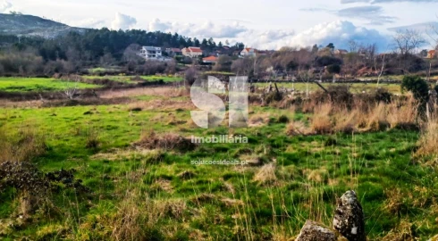 Terreno para Venda em Mouçós e Lamares