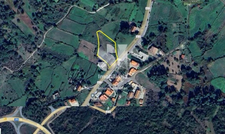 Terreno para Venda em Mouçós e Lamares