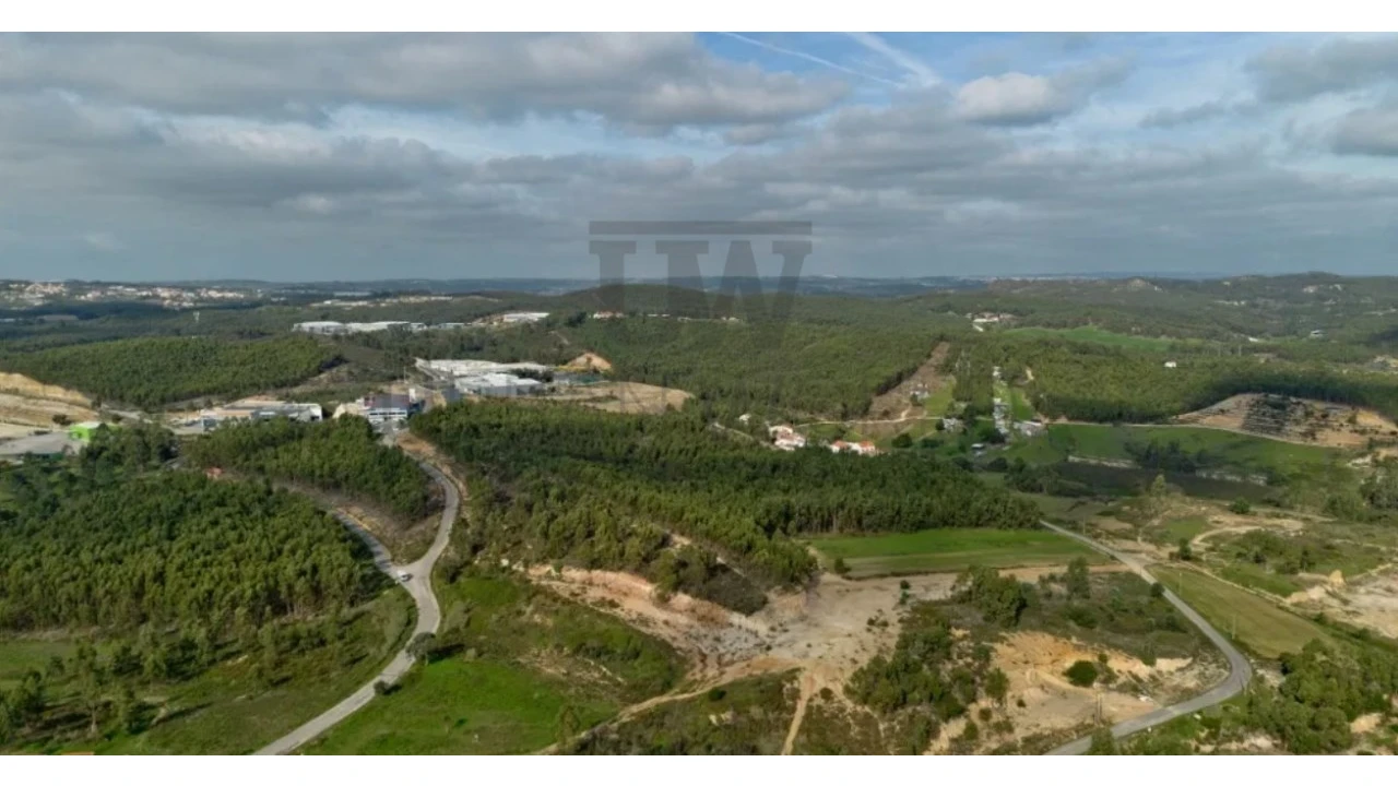 Terreno para Venda em Freiria Foto 5