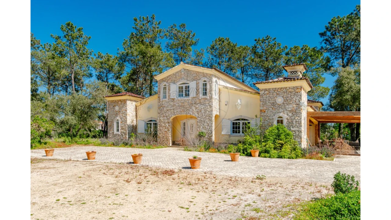 Quinta T4 para Arrendamento em Azeitão (São Lourenço e São Simão) Foto 33