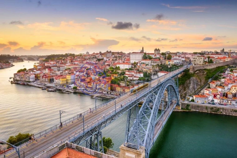 Apartamento T3 para Venda em Cedofeita, Santo Ildefonso, Sé, Miragaia, São Nicolau e Vitória Foto 10
