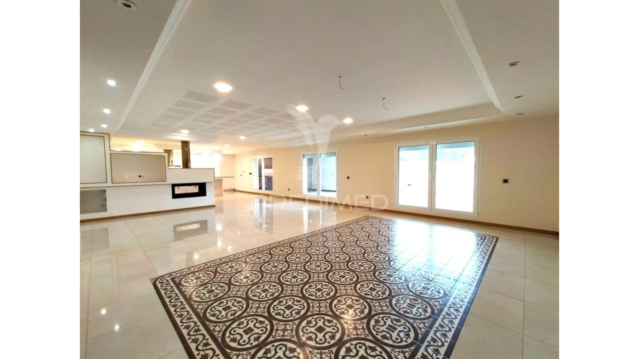 Moradia T6 para Venda em Bidoeira de Cima Foto 10