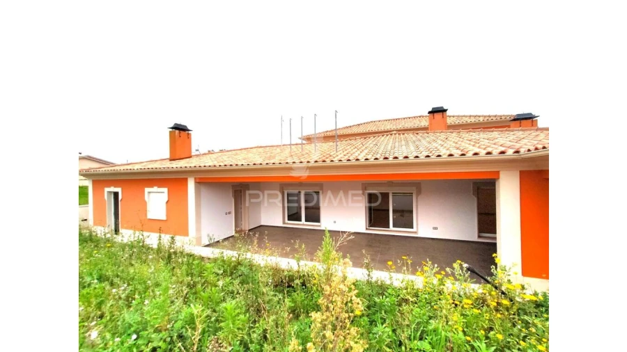 Moradia T6 para Venda em Bidoeira de Cima Foto 12