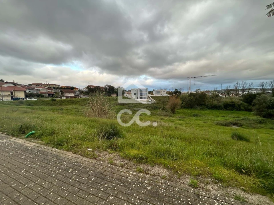 Terreno para Venda em Assafarge e Antanhol Foto 1