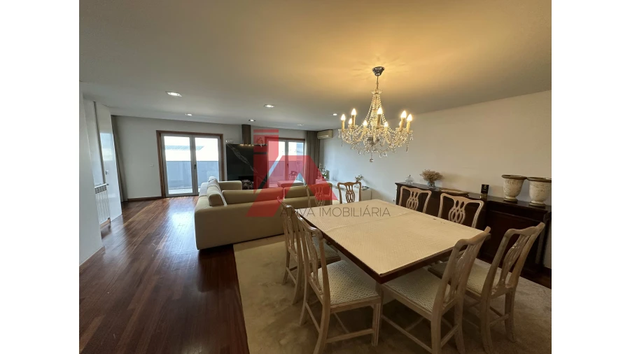 Apartamento T3 para Venda em Urgezes Foto 10