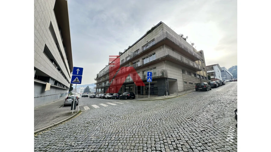 Apartamento T3 para Venda em Urgezes Foto 2