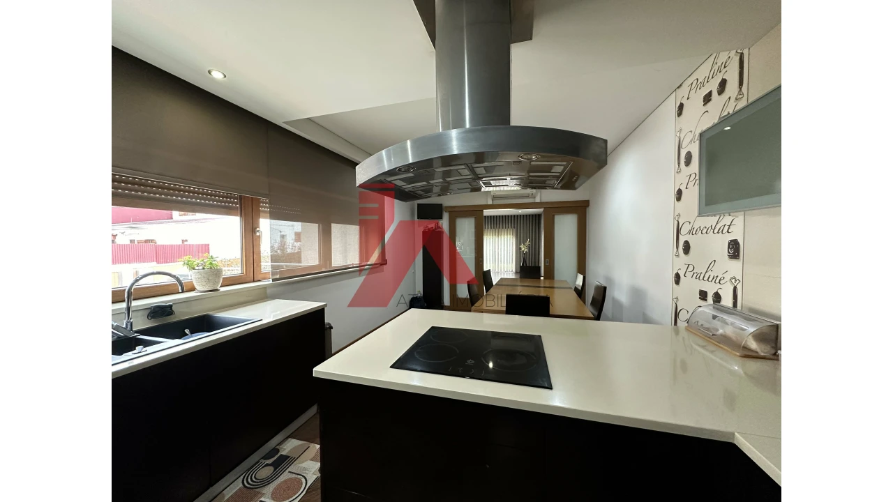 Moradia T3 para Venda em Santa Eulália Foto 6