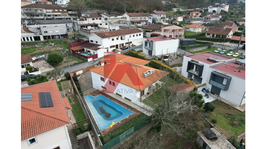 Moradia T3 para Venda em Santa Eulália Foto 2