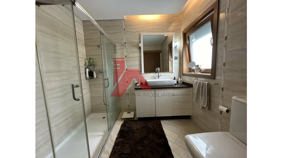 Moradia T3 para Venda em Santa Eulália Foto 9