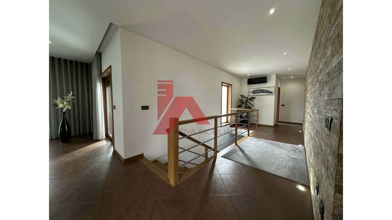 Moradia T3 para Venda em Santa Eulália Foto 7