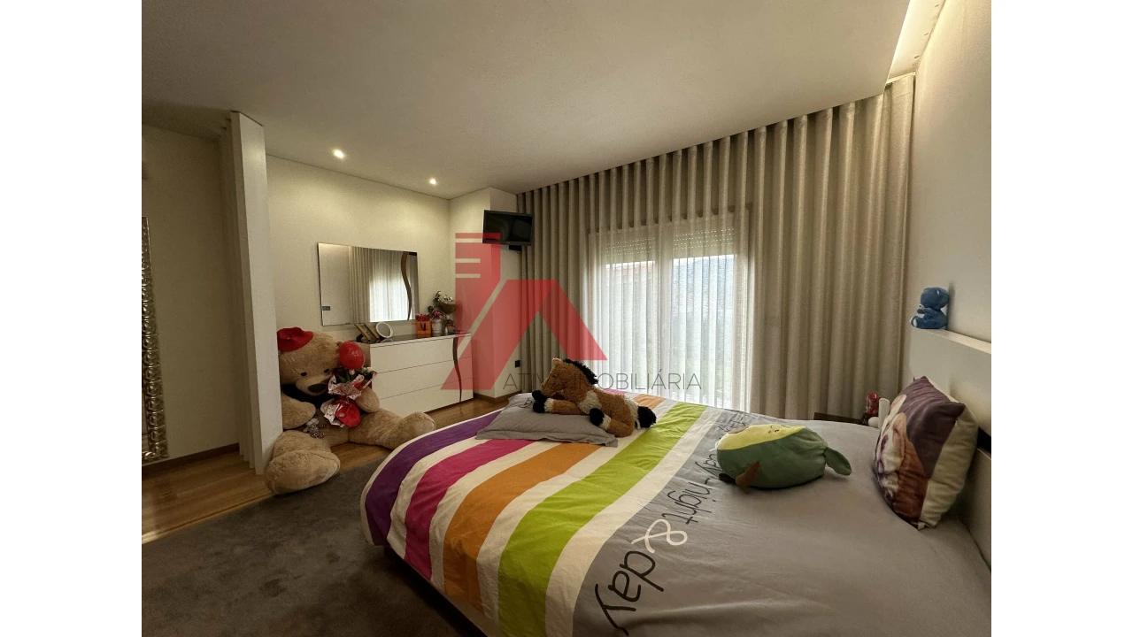 Moradia T3 para Venda em Santa Eulália Foto 13