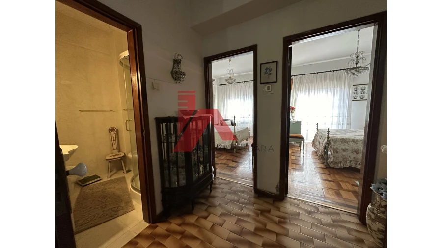 Apartamento T2 para Venda em Oliveira, São Paio e São Sebastião Foto 7