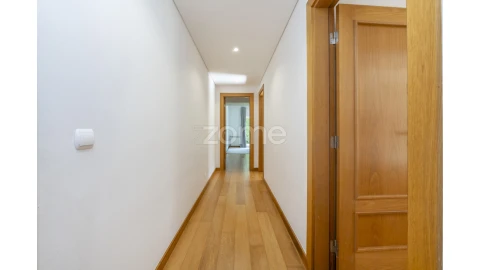 Moradia T4 para Venda em Alcabideche