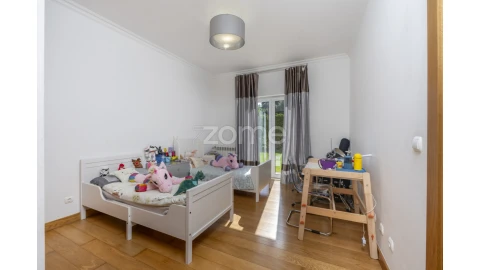 Moradia T4 para Venda em Alcabideche