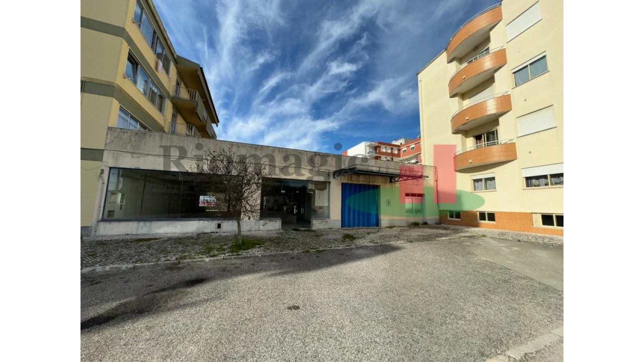 Loja para Venda em Marrazes e Barosa Foto 34