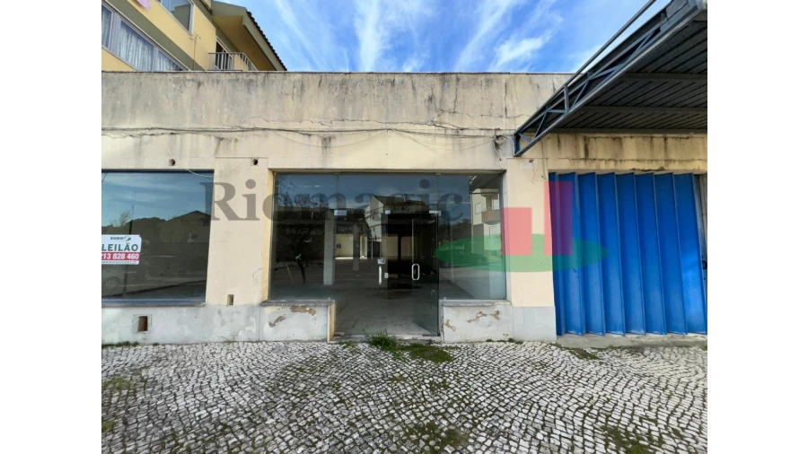 Loja para Venda em Marrazes e Barosa Foto 35