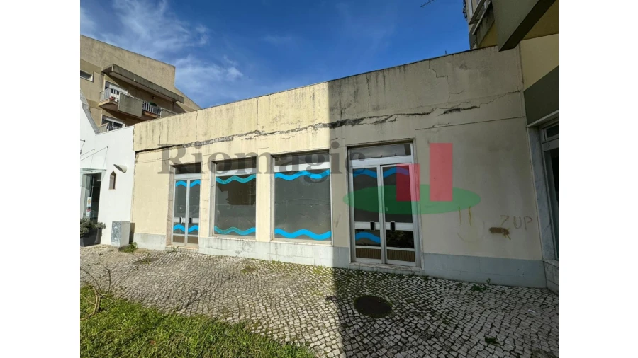 Loja para Venda em Marrazes e Barosa Foto 19