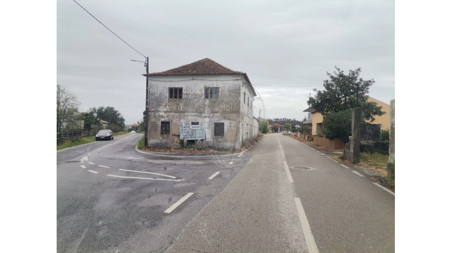 Moradia T4 para Venda em Seixo de Gatões Foto 1